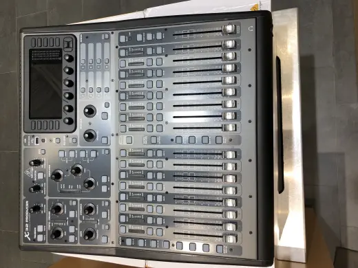 Behringer - X32 PRODUCER